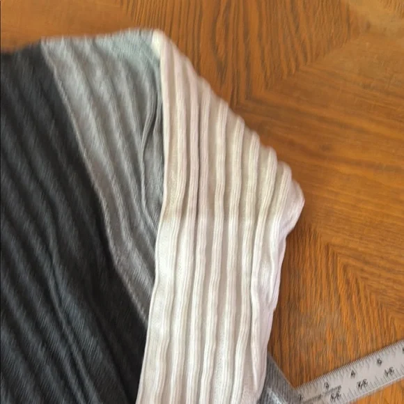 Time and Tru Black and Gray Ribbed Turtleneck Sweater - Picture 11 of 13